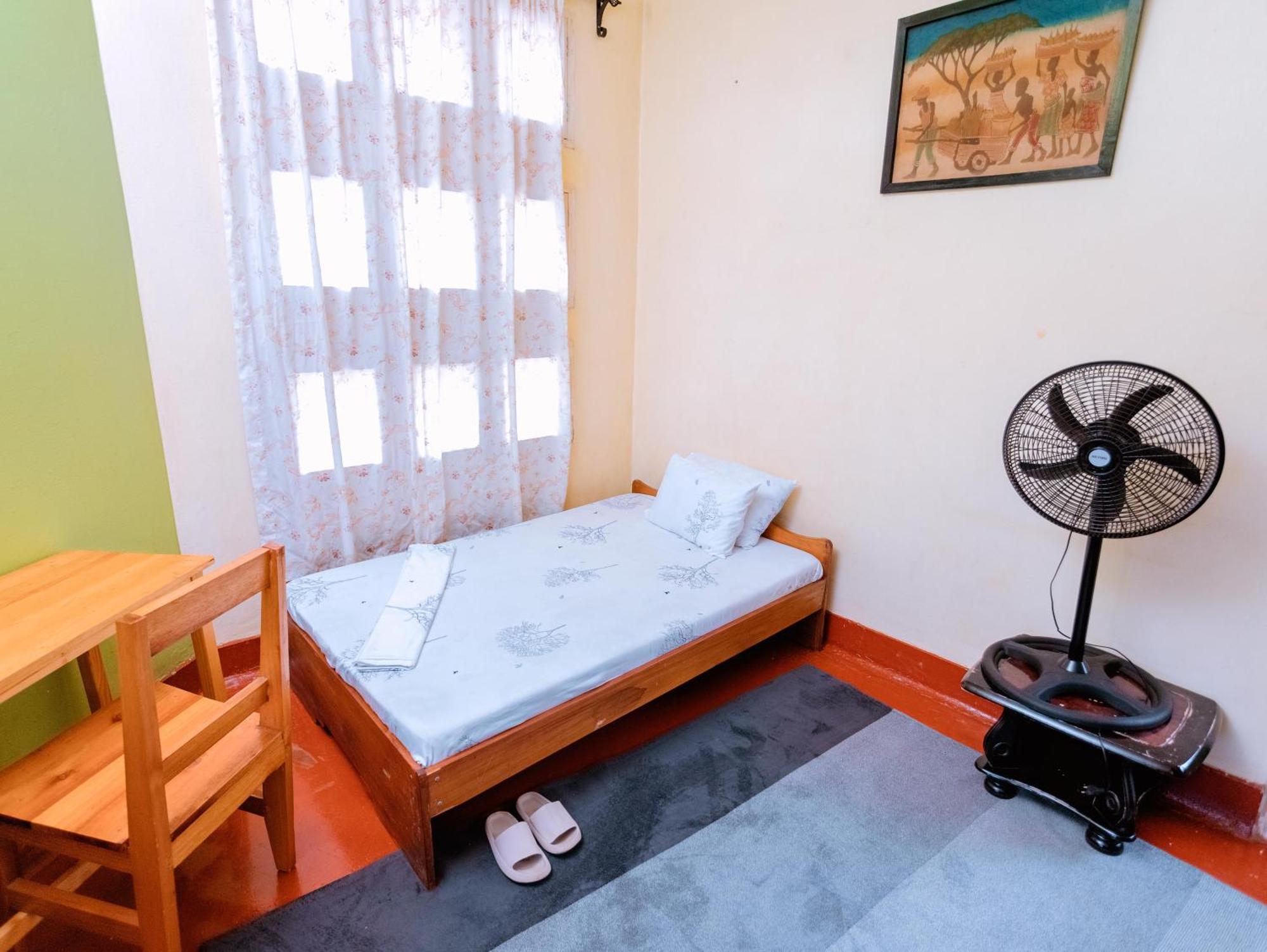 Faraja Homestay- Seamless Comfort In The Heart Of The City - Free Wifi, Warm Hospitality, And Local Delights Await 莫希 外观 照片